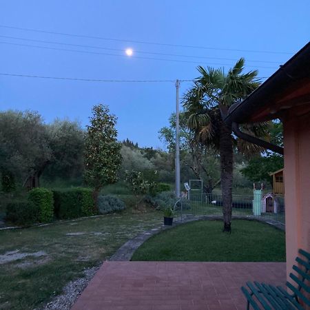 Hostal Le Coccole Del Trasimeno Tuoro sul Trasimeno Exterior foto