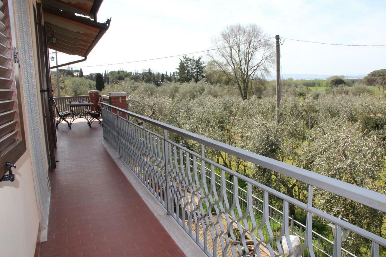 Hostal Le Coccole Del Trasimeno Tuoro sul Trasimeno Exterior foto